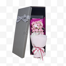 礼盒里的粉色花束