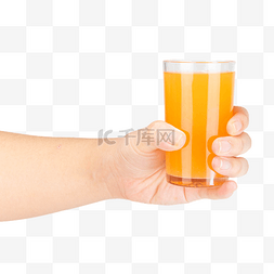 手握橙汁果汁