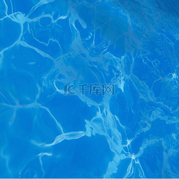 蓝色水面透明水