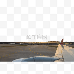 飞机场图片_北京机场夕阳下的停机坪