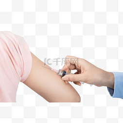 护士给人打针接种疫苗