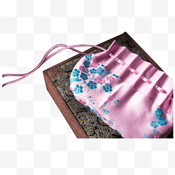 传统刺绣花纹图片_一个漂亮的刺绣香包素材