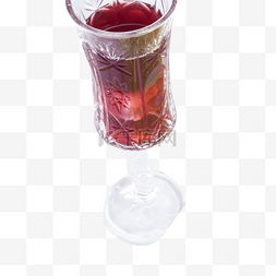红色红酒图片_透明的杯子和饮料免抠图
