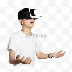 体验vr图片_智能设备VR眼镜穿戴体验