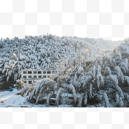 竹子房子图片_冬天雪景