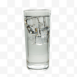 玻璃杯冰块冰水