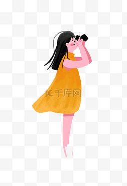 黄色裙子拿相机黑长直发女孩侧身