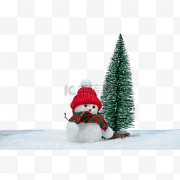 圣诞节圣诞树和雪人雪地