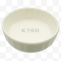 白色瓷器小碗
