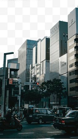 马路高楼图片_东京城市高楼