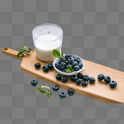一杯牛奶和蓝莓
