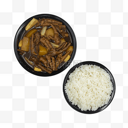 米饭和土豆炖鸡爪