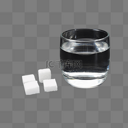 白色糖块图片_玻璃杯糖水
