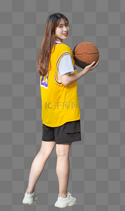 清新美女人像图片_美女篮球运动员打球比赛人像