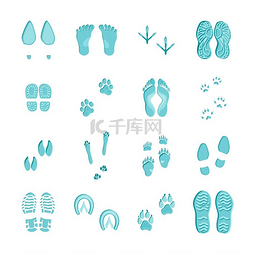 白色脚印图片_在白色设置的冰蓝色脚印。