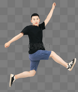 运动跳跃人物图片_青年男士跳跃运动