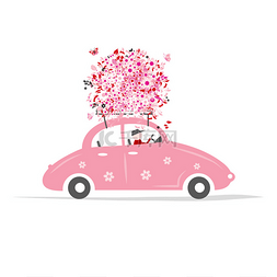 人在屋顶上驾驶粉红色辆带有花香