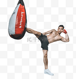 拳击教练图片_健身沙袋健身减肥塑型