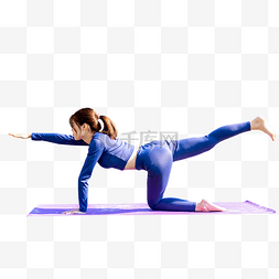 健身运动的人物图片_练瑜伽健身的美女