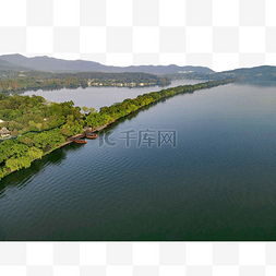 杭州西湖png图片_杭州西湖苏堤步道
