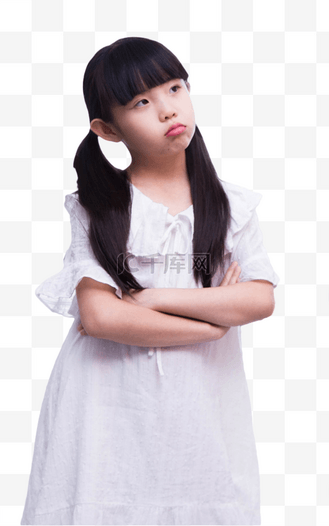生气的小女孩