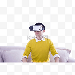 vr体验图片_沙发上男人VR体验虚拟眼镜