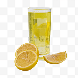 柠檬水玻璃杯饮料切片