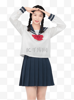 穿制服的可爱女孩