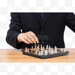 国际象棋人物图片_下棋国际象棋室内娱乐