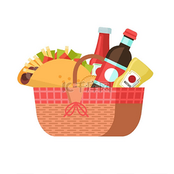 啤酒瓶身设计图片_带食物的野餐篮。