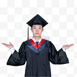 大学生毕业穿学士服双手展示动作