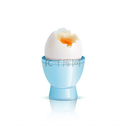 蛋壳设计图片_煮软鸡蛋插图白色背景的蓝色蛋杯