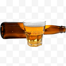 啤酒瓶啤酒玻璃杯饮料