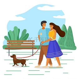 年轻夫妇在公园夏时带着狗散步。