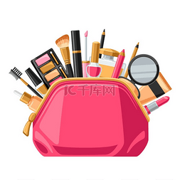 镜子和化妆品图片_用于护肤和化妆的化妆品包。