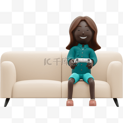 女人坐沙发上图片_黑人女性漂亮坐在沙发上打游戏
