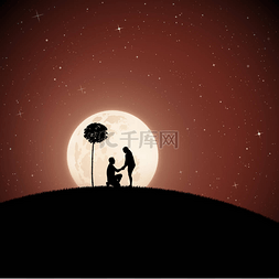 求婚情人图片_在月光下的夜晚, 树下的情人。浪