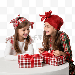 礼包赠送图片_两个戴着圣诞帽的女孩正在包装圣