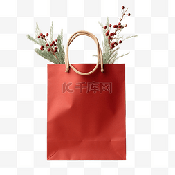带礼物和自然装饰的圣诞纸袋，适