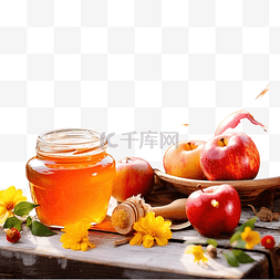 水和水果蔬菜图片_秋季户外木桌上的苹果酱和水果