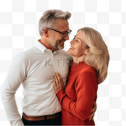 白人夫妇图片_一对相爱的白人成年夫妇在家里的