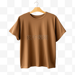 穿t恤的女性图片_带衣架的棕色T恤