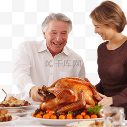 感恩节晚餐时，父亲在餐桌上供应