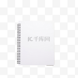 办公桌文具图片_空的白色笔记本，上面有铅笔和木