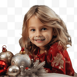 可爱的小女孩在圣诞装饰品旁边微