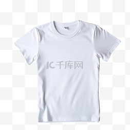 木地板上的白色 T 恤和圣诞装饰品