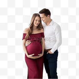 怀孕的母亲和她的丈夫在家装饰着