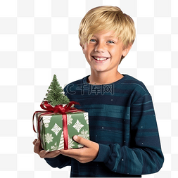 帅帅的男生图片_一个穿着圣诞毛衣圣诞树边缘的金