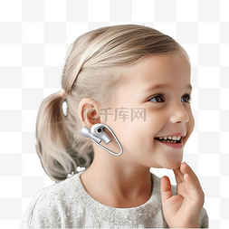圣诞节客厅中带有人工耳蜗助听器