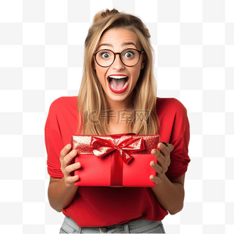 身穿红色 T 恤手拿滑稽眼镜的女孩打开了盒子，里面装着圣诞节广告的礼物